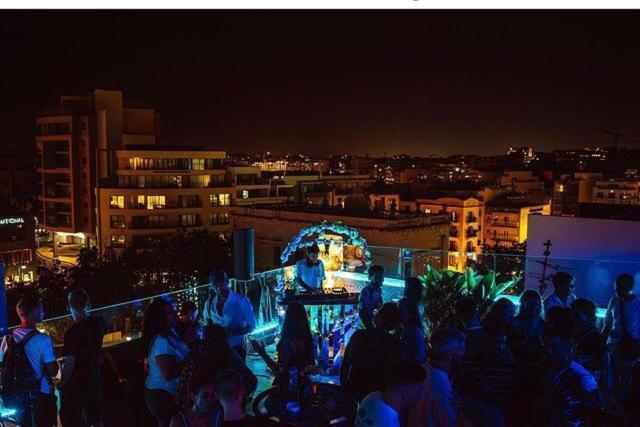 Marco Polo Party Hostel San Ġiljan Exterior foto